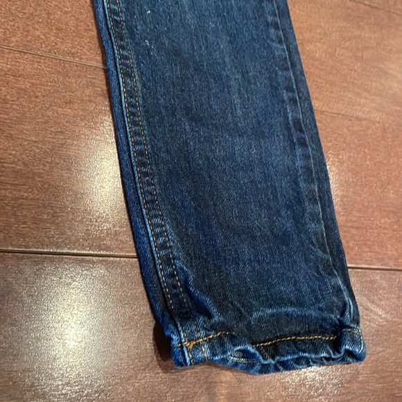 Old Navy jeans - Picture 2 of 7